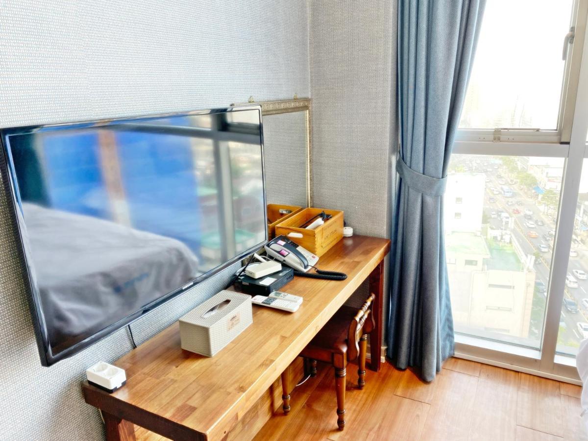 Myeongdong Merlin Hotel Seoul Bagian luar foto