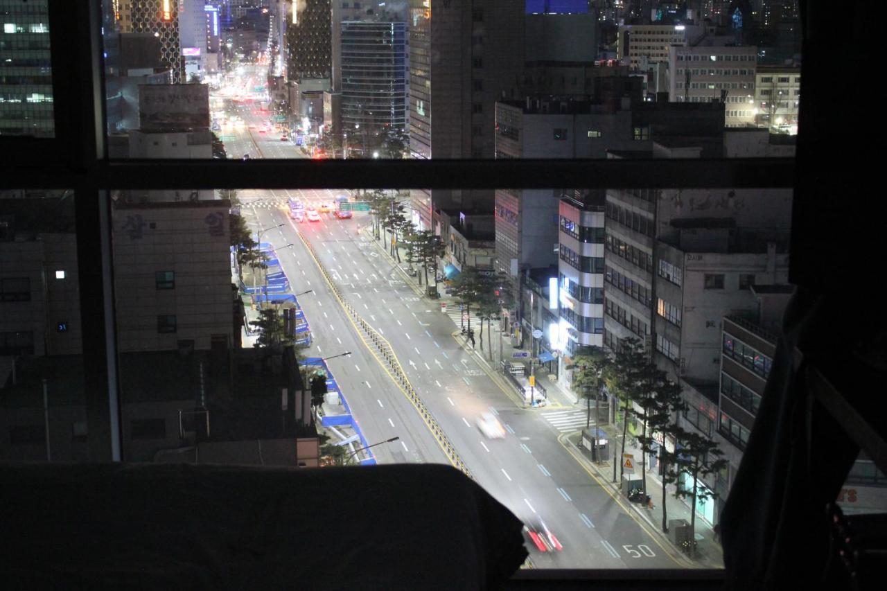 Myeongdong Merlin Hotel Seoul Bagian luar foto